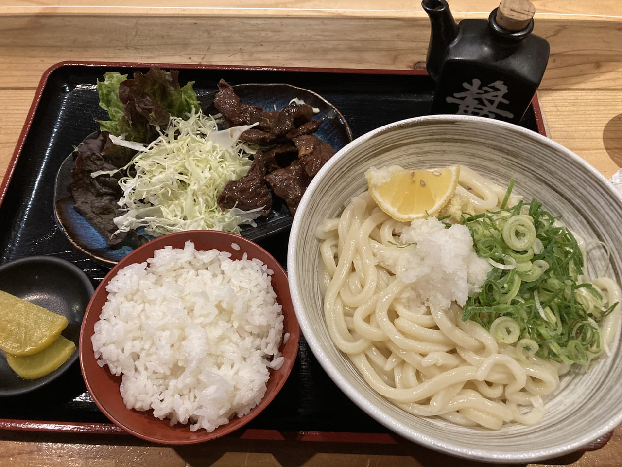 うどん屋こぞうランチ