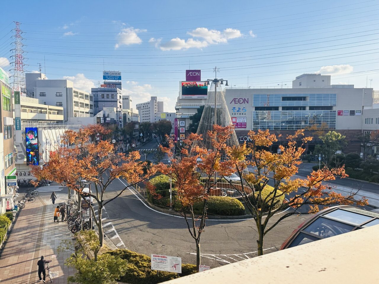 古川橋駅から見えるイルミネーション　昼