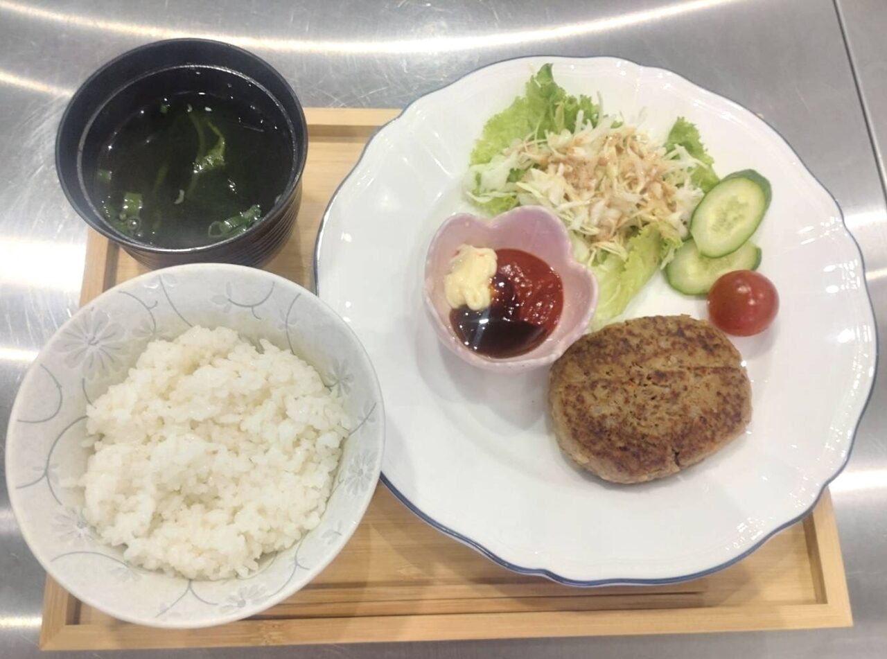 Saku-Cafe