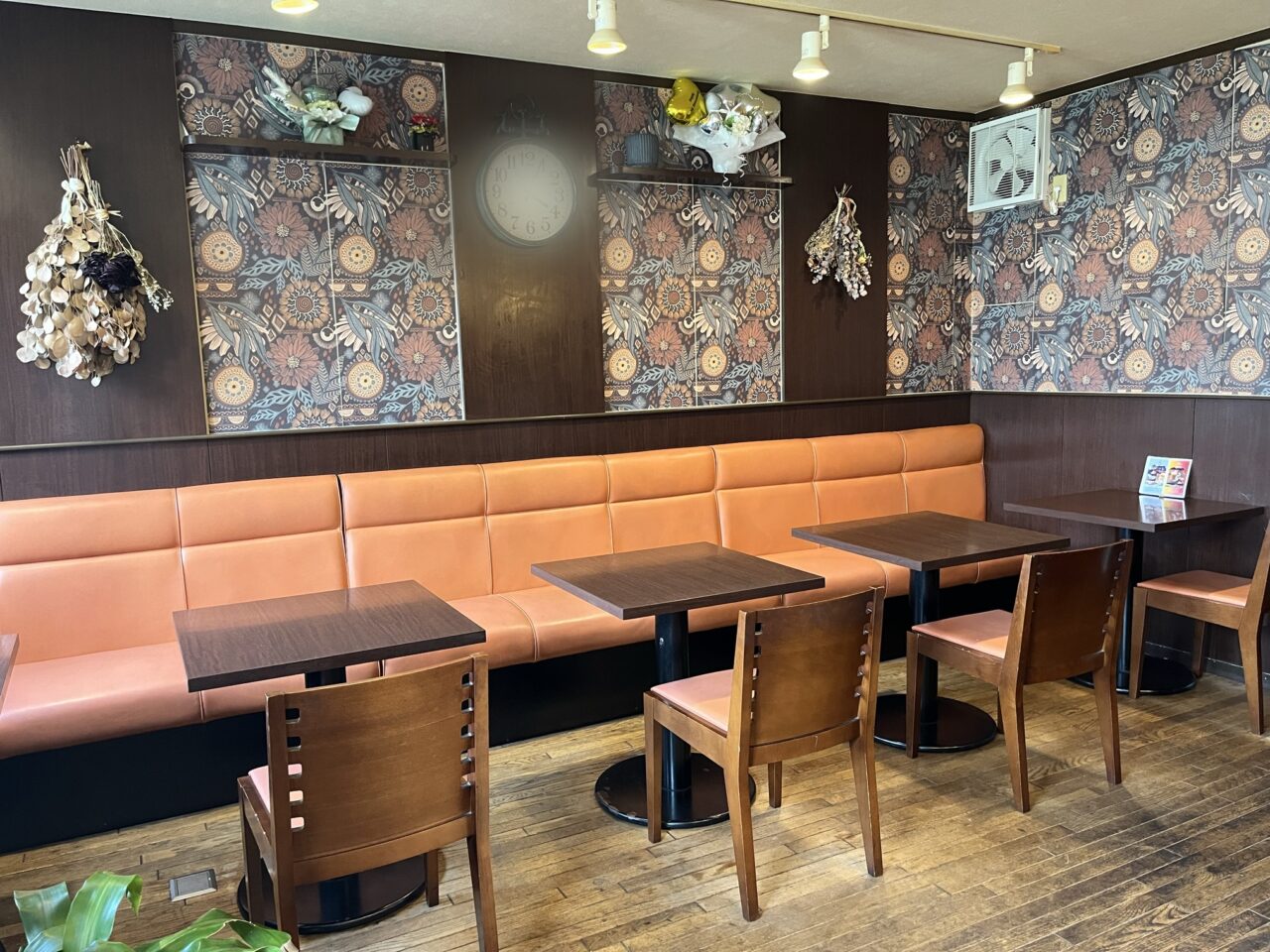 タピコカフェの店内
