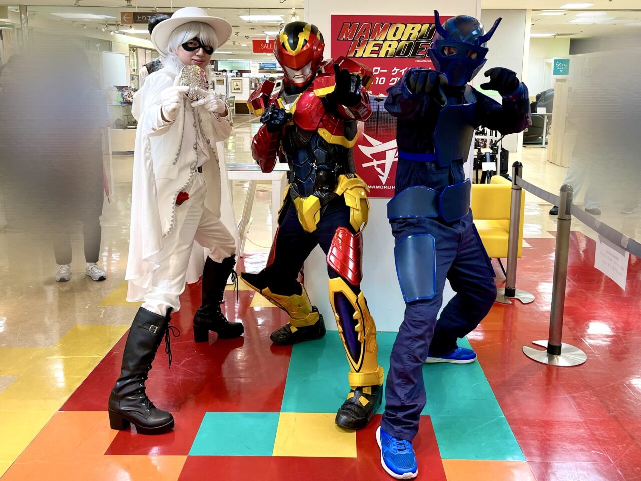 マモルヒーローの3人