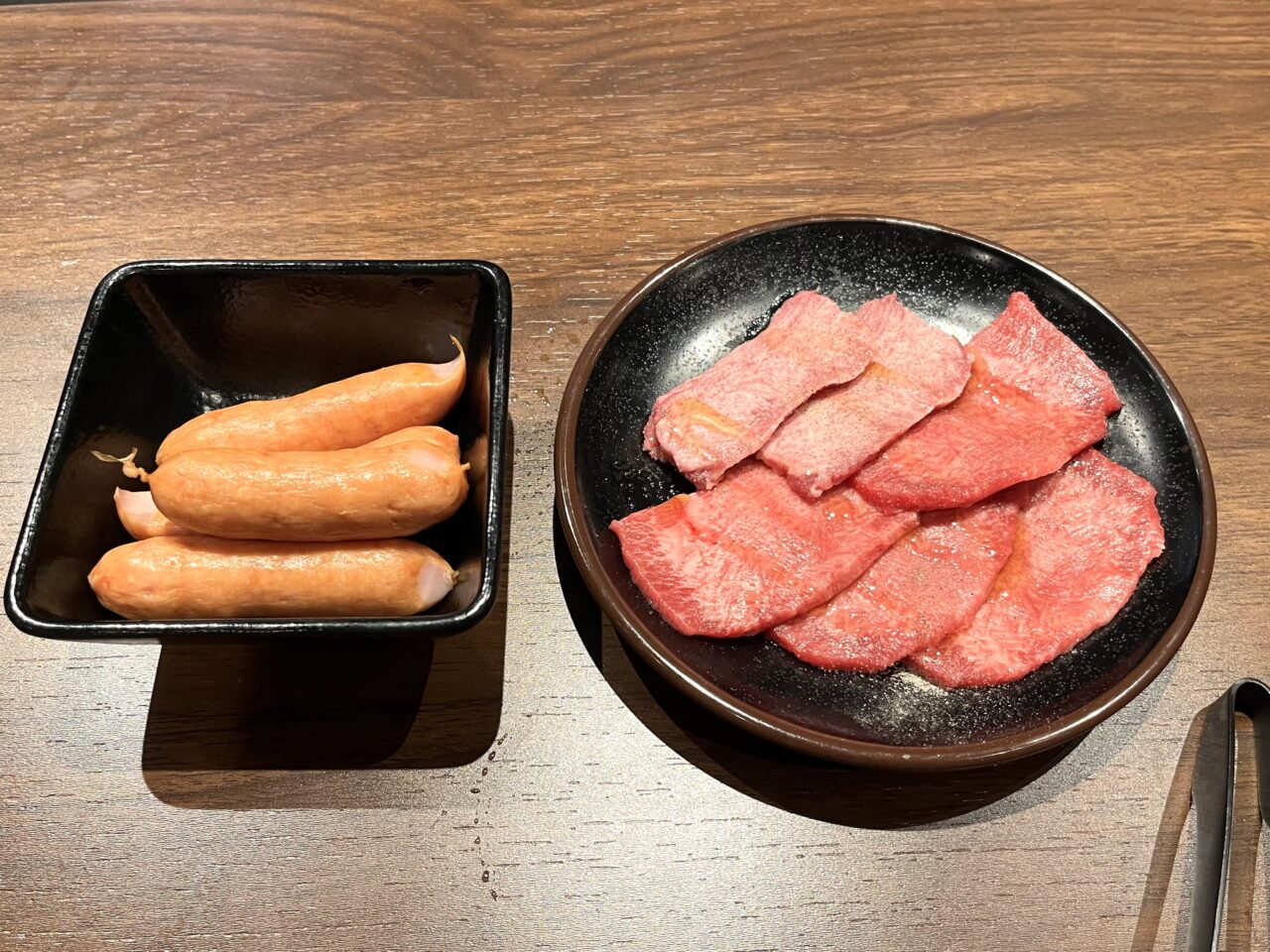焼肉いけちゃんウインナーとタン