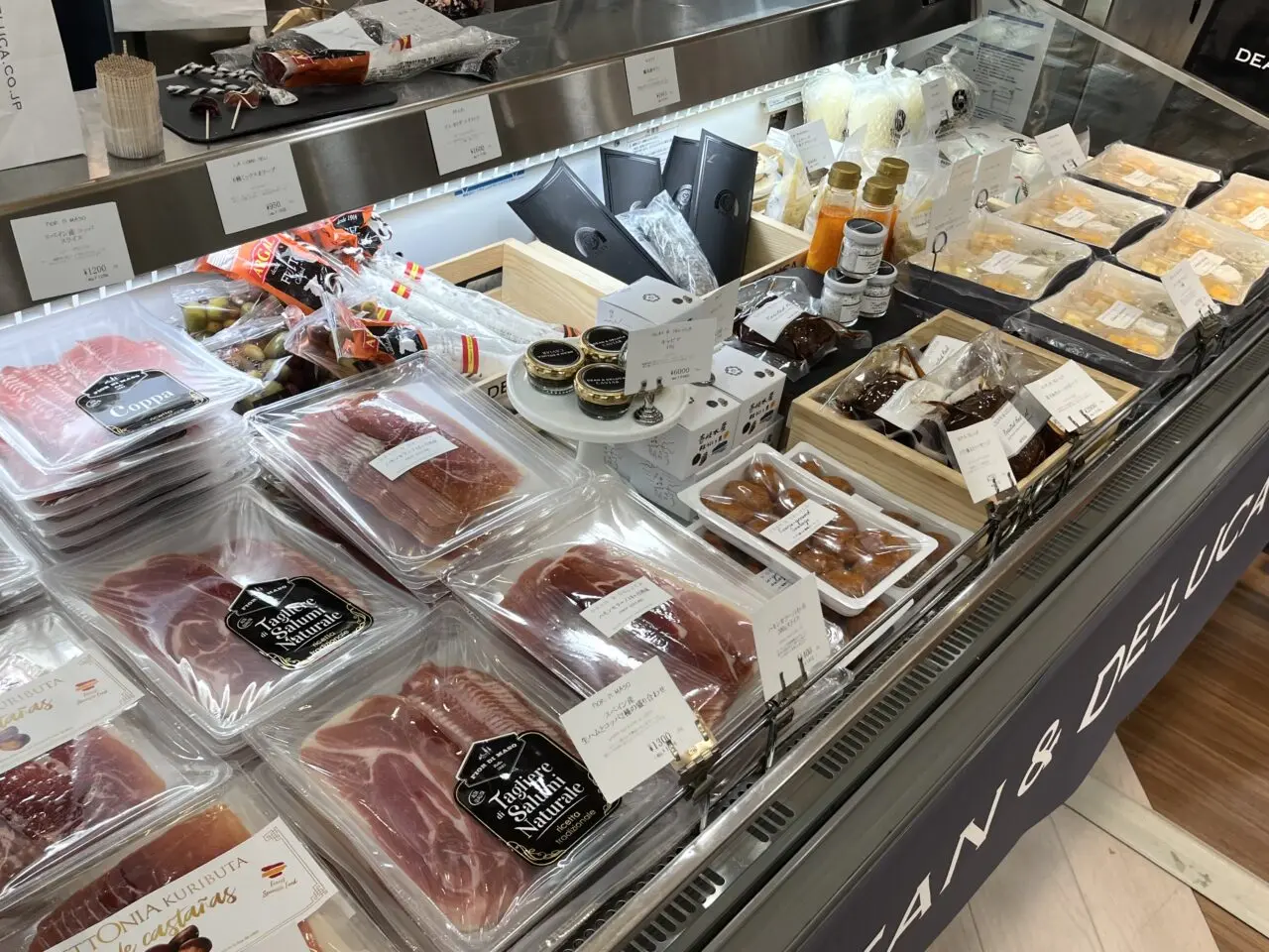 京阪DEEN&DELUCA