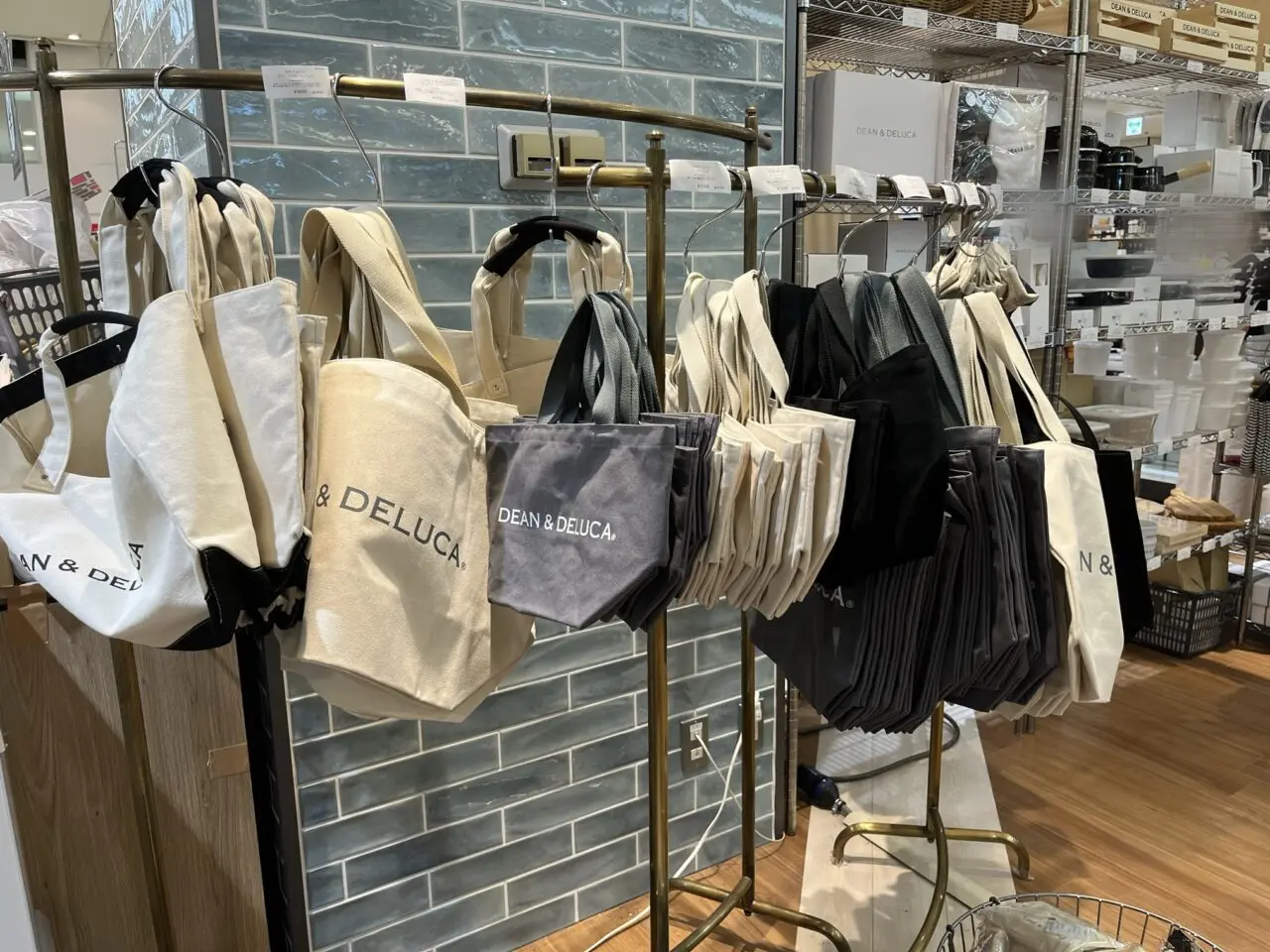 京阪DEEN&DELUCA
