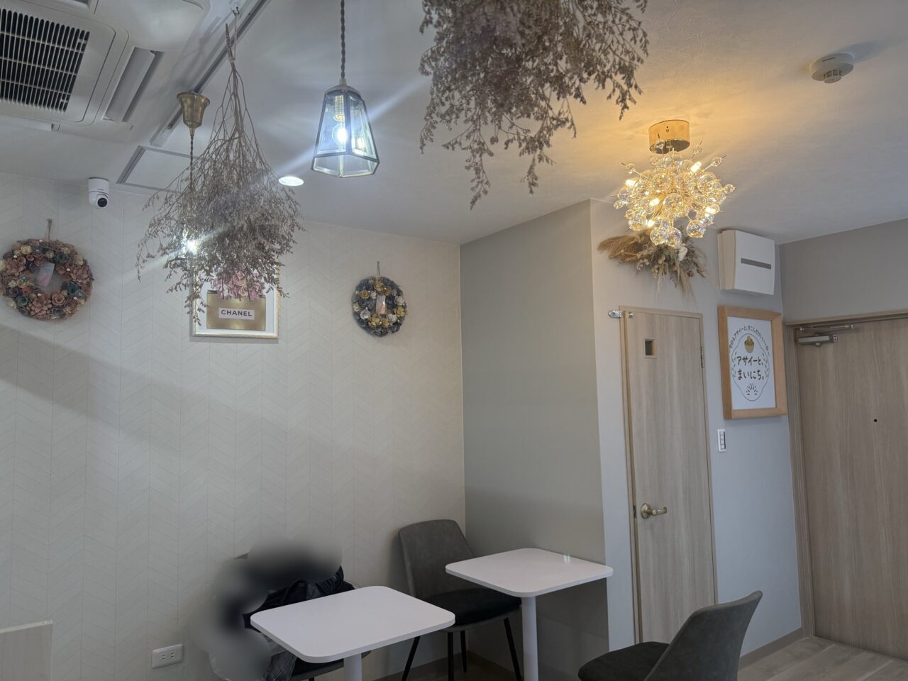 アサイーとまいにちの店内